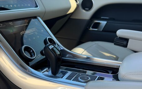 Land Rover Range Rover Sport II, 2018 год, 4 545 000 рублей, 10 фотография
