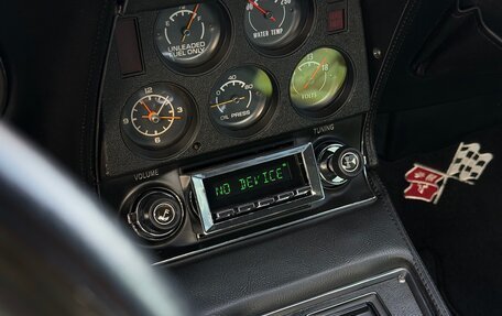 Chevrolet Corvette C3, 1977 год, 5 900 000 рублей, 19 фотография