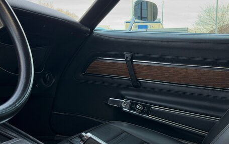 Chevrolet Corvette C3, 1977 год, 5 900 000 рублей, 26 фотография