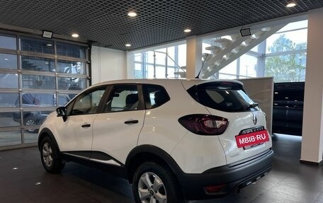 Renault Kaptur I рестайлинг, 2019 год, 1 471 000 рублей, 5 фотография