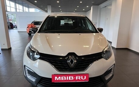 Renault Kaptur I рестайлинг, 2019 год, 1 471 000 рублей, 8 фотография