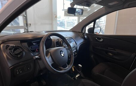 Renault Kaptur I рестайлинг, 2019 год, 1 471 000 рублей, 20 фотография