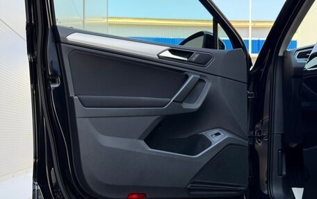 Volkswagen Tiguan II, 2019 год, 2 320 000 рублей, 20 фотография