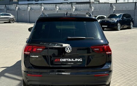 Volkswagen Tiguan II, 2019 год, 2 320 000 рублей, 14 фотография