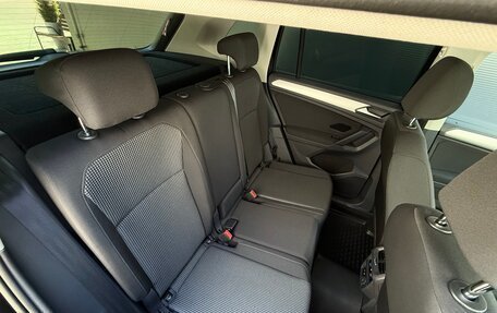 Volkswagen Tiguan II, 2019 год, 2 320 000 рублей, 33 фотография