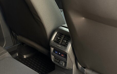 Volkswagen Tiguan II, 2019 год, 2 320 000 рублей, 32 фотография
