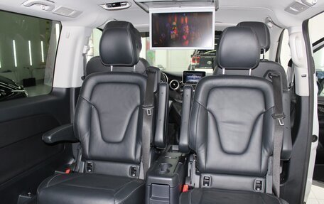 Mercedes-Benz V-Класс, 2015 год, 4 500 000 рублей, 19 фотография