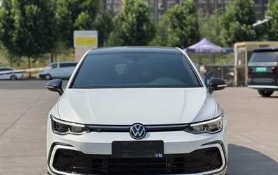 Volkswagen Golf VIII, 2023 год, 1 990 000 рублей, 1 фотография