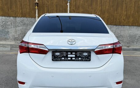 Toyota Corolla, 2014 год, 1 300 000 рублей, 5 фотография
