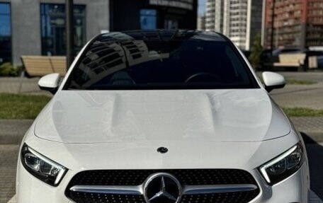Mercedes-Benz A-Класс, 2023 год, 2 400 000 рублей, 1 фотография