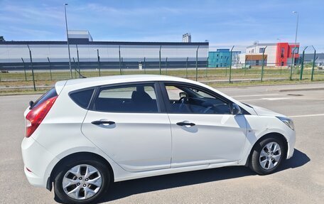 Hyundai Solaris II рестайлинг, 2016 год, 550 000 рублей, 2 фотография