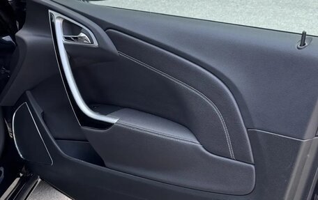 Opel Astra J, 2013 год, 850 000 рублей, 10 фотография