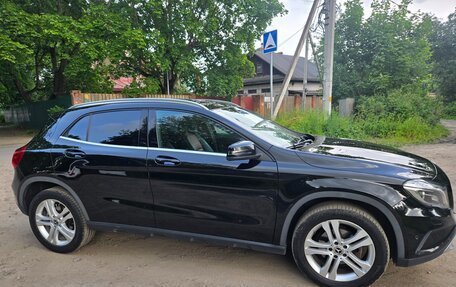 Mercedes-Benz GLA, 2016 год, 1 850 000 рублей, 13 фотография