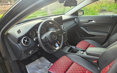 Mercedes-Benz GLA, 2016 год, 1 850 000 рублей, 10 фотография
