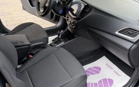 Hyundai Solaris II рестайлинг, 2018 год, 1 260 000 рублей, 8 фотография