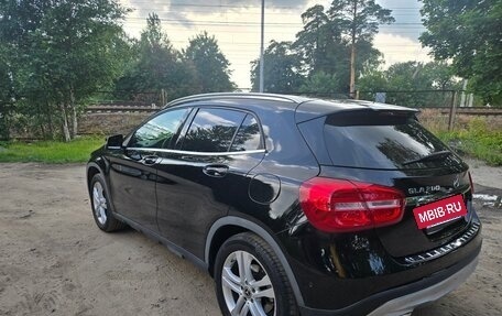 Mercedes-Benz GLA, 2016 год, 1 850 000 рублей, 11 фотография