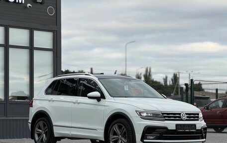 Volkswagen Tiguan II, 2018 год, 2 550 000 рублей, 4 фотография