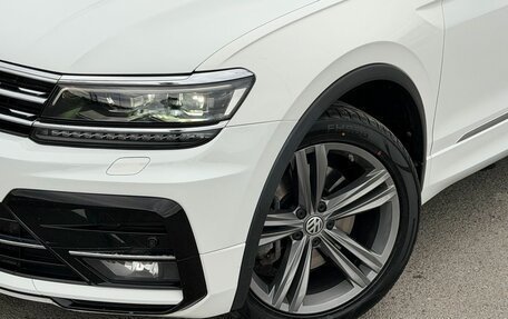 Volkswagen Tiguan II, 2018 год, 2 550 000 рублей, 13 фотография