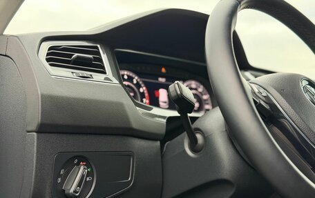 Volkswagen Tiguan II, 2018 год, 2 550 000 рублей, 26 фотография