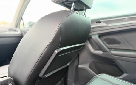 Volkswagen Tiguan II, 2018 год, 2 550 000 рублей, 33 фотография