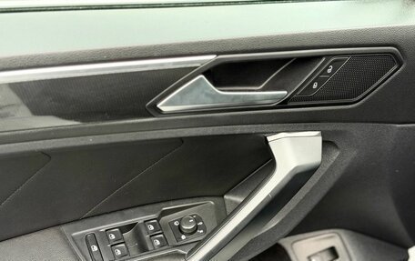 Volkswagen Tiguan II, 2018 год, 2 550 000 рублей, 27 фотография