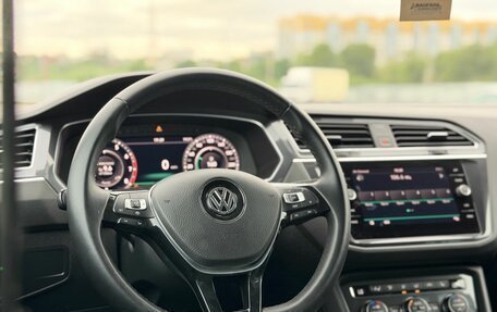 Volkswagen Tiguan II, 2018 год, 2 550 000 рублей, 29 фотография