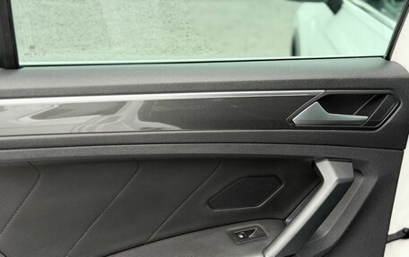 Volkswagen Tiguan II, 2018 год, 2 550 000 рублей, 30 фотография