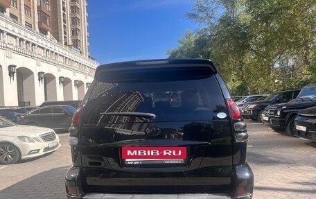 Toyota Land Cruiser Prado 120 рестайлинг, 2005 год, 2 000 000 рублей, 2 фотография