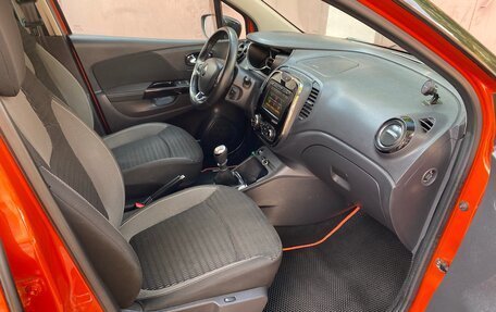 Renault Kaptur I рестайлинг, 2019 год, 1 090 000 рублей, 5 фотография