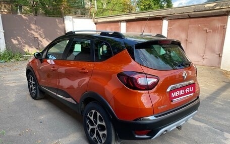 Renault Kaptur I рестайлинг, 2019 год, 1 090 000 рублей, 4 фотография