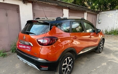 Renault Kaptur I рестайлинг, 2019 год, 1 090 000 рублей, 3 фотография