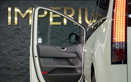 Hyundai Staria, 2026 год, 7 290 000 рублей, 32 фотография