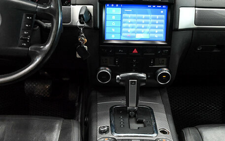 Volkswagen Touareg III, 2007 год, 1 300 000 рублей, 13 фотография