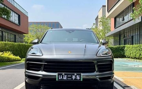 Porsche Cayenne III, 2022 год, 5 860 633 рублей, 2 фотография