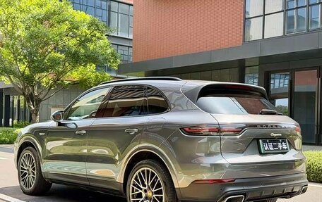 Porsche Cayenne III, 2022 год, 5 860 633 рублей, 5 фотография