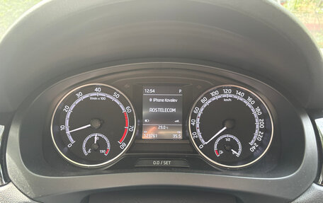 Skoda Rapid I, 2017 год, 1 080 000 рублей, 10 фотография