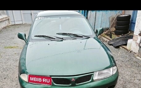 Mitsubishi Carisma I, 1998 год, 190 000 рублей, 1 фотография