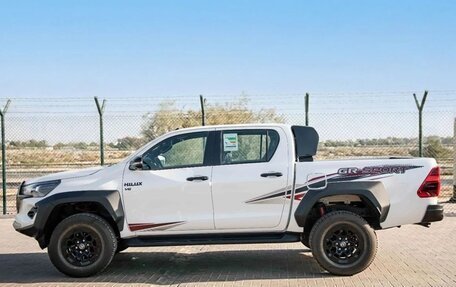 Toyota Hilux VIII, 2026 год, 5 955 500 рублей, 3 фотография