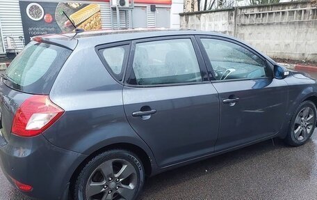KIA cee'd I рестайлинг, 2011 год, 590 000 рублей, 2 фотография