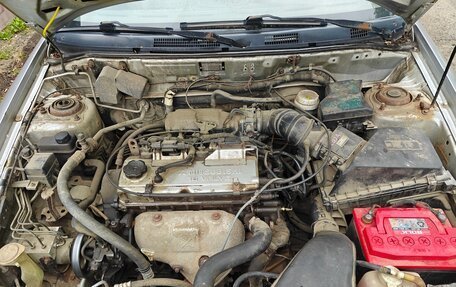 Mitsubishi Carisma I, 2002 год, 90 000 рублей, 17 фотография