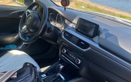 Mazda 6, 2015 год, 1 870 000 рублей, 10 фотография