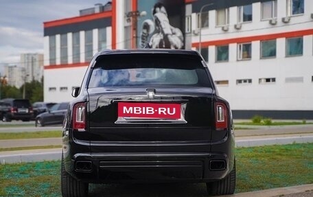 Rolls-Royce Cullinan, 2021 год, 35 000 000 рублей, 7 фотография