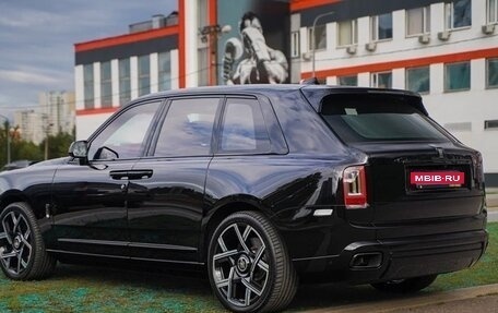 Rolls-Royce Cullinan, 2021 год, 35 000 000 рублей, 6 фотография
