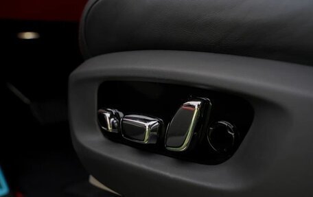 Rolls-Royce Cullinan, 2021 год, 35 000 000 рублей, 20 фотография