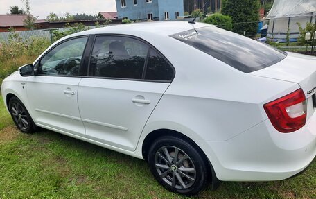 Skoda Rapid I, 2015 год, 1 050 000 рублей, 6 фотография