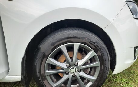 Skoda Rapid I, 2015 год, 1 050 000 рублей, 26 фотография