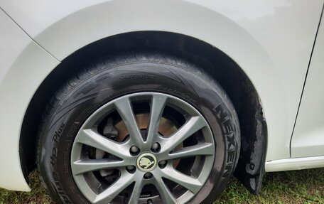 Skoda Rapid I, 2015 год, 1 050 000 рублей, 27 фотография