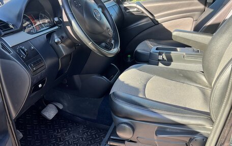 Mercedes-Benz Viano, 2012 год, 1 900 000 рублей, 8 фотография