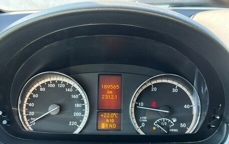 Mercedes-Benz Viano, 2012 год, 1 900 000 рублей, 16 фотография