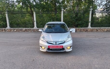 Honda Fit III, 2012 год, 990 000 рублей, 2 фотография